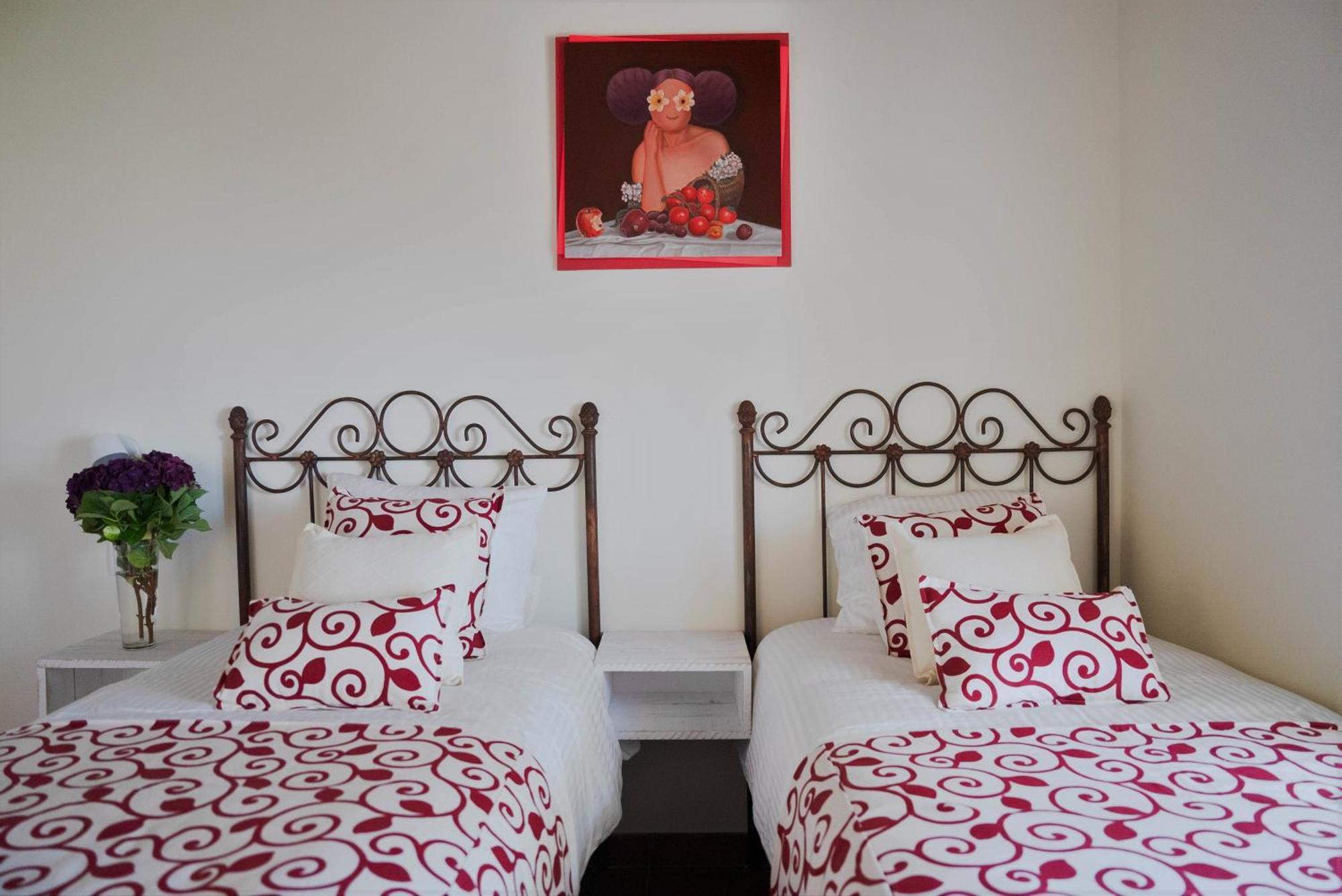 Daur The Middle Door - Exclusive For Pilgrims Hostel Panches Room photo